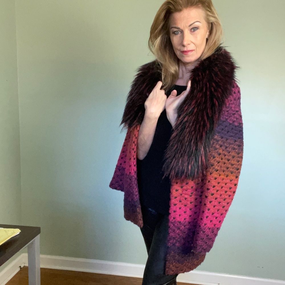 Fabulous Furs Knit Jacket with faux fur collar